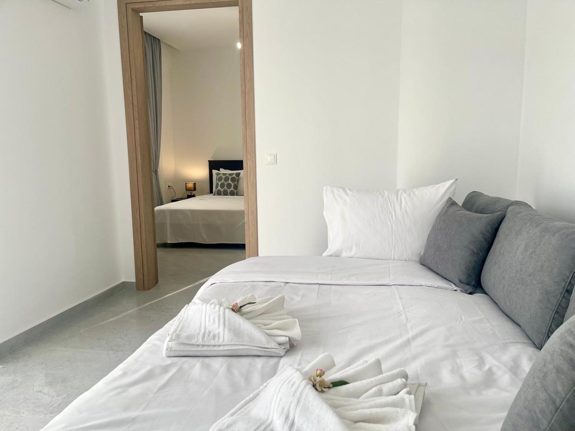 The Skyline Escape Apartment Heraklion  Ngoại thất bức ảnh