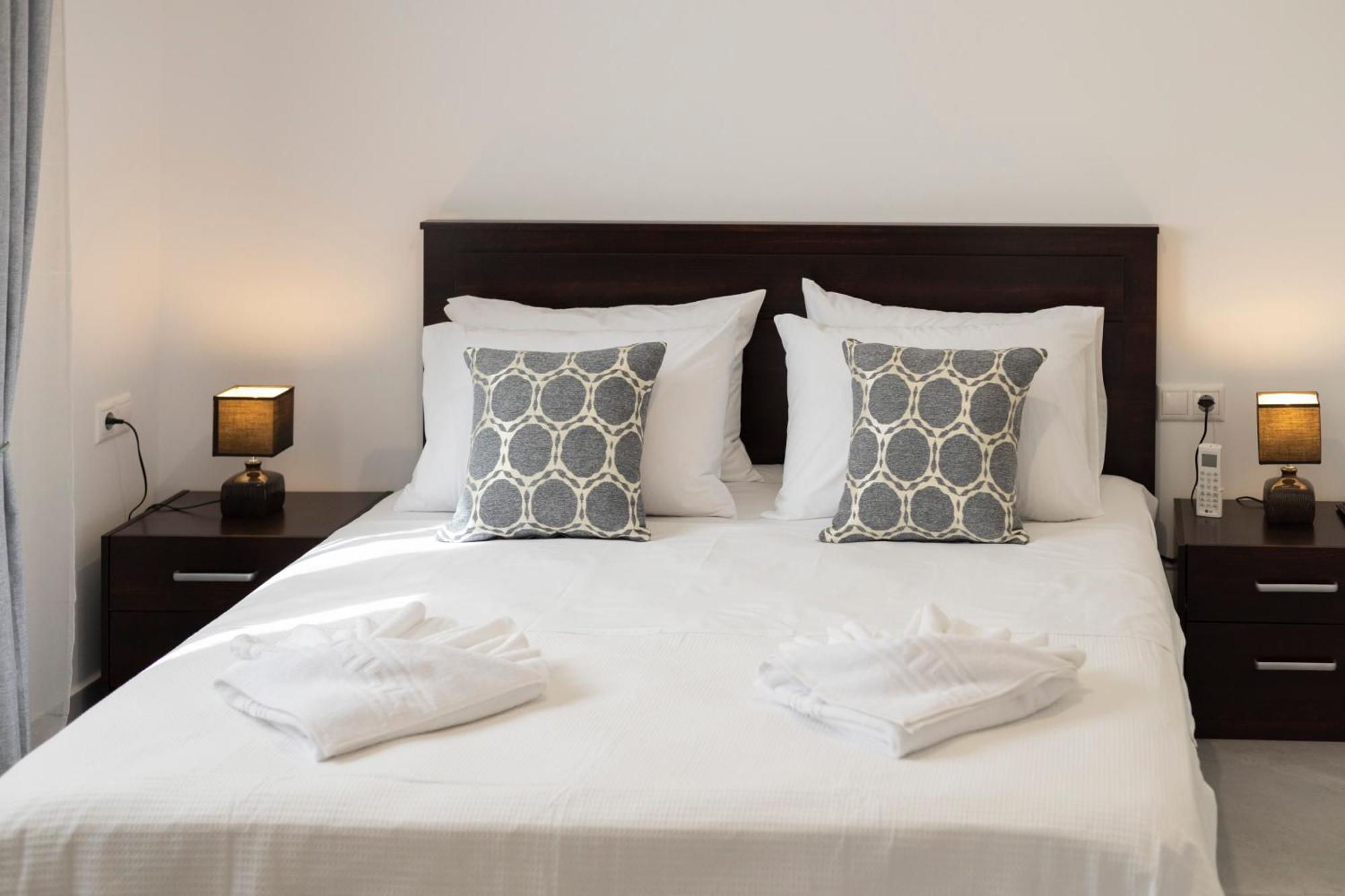 The Skyline Escape Apartment Heraklion  Ngoại thất bức ảnh