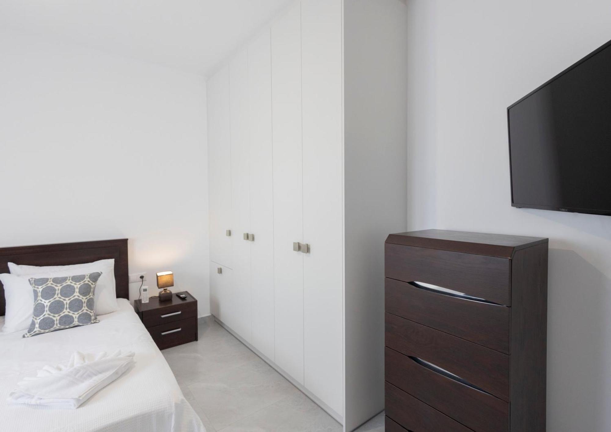 The Skyline Escape Apartment Heraklion  Ngoại thất bức ảnh