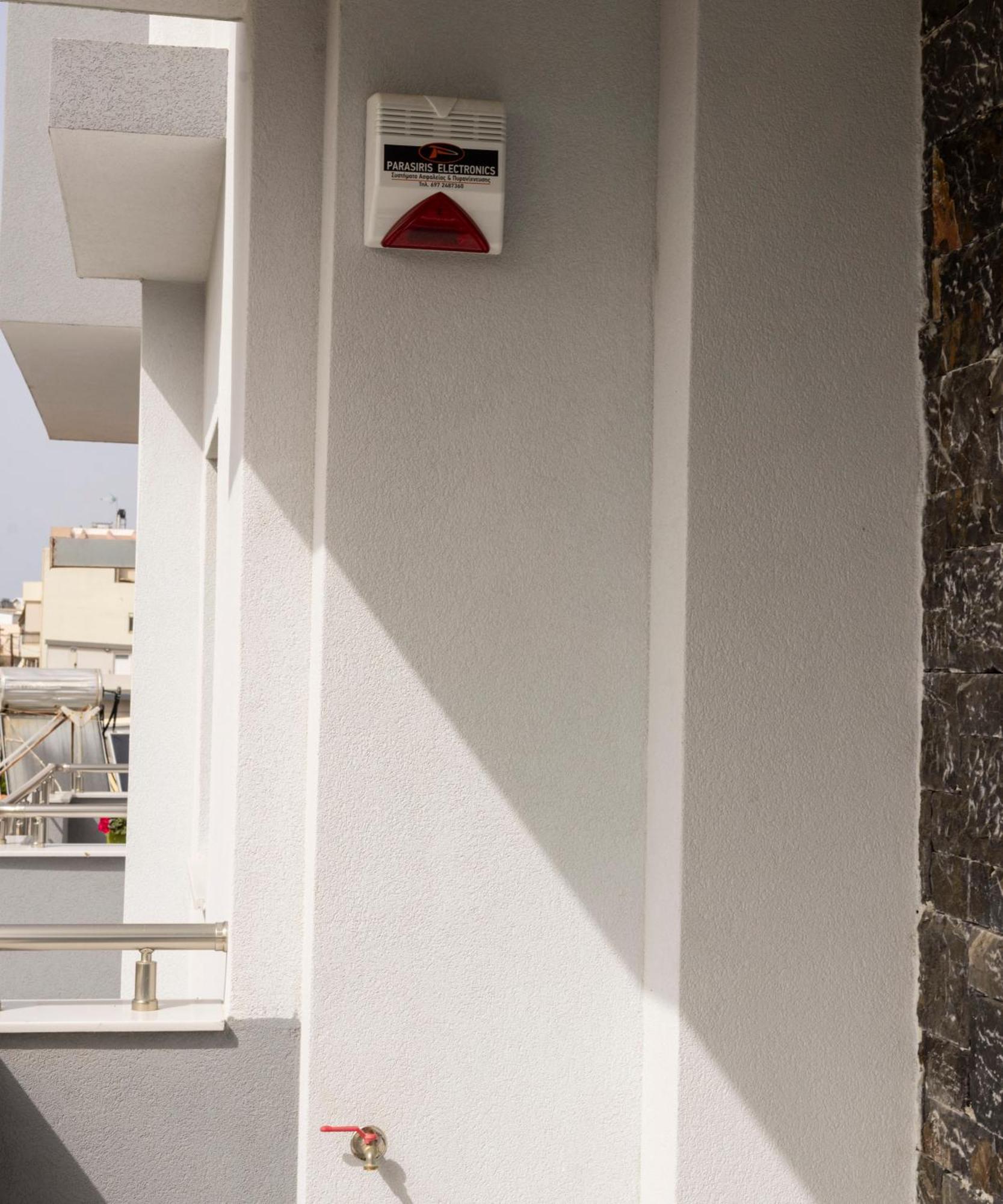The Skyline Escape Apartment Heraklion  Ngoại thất bức ảnh